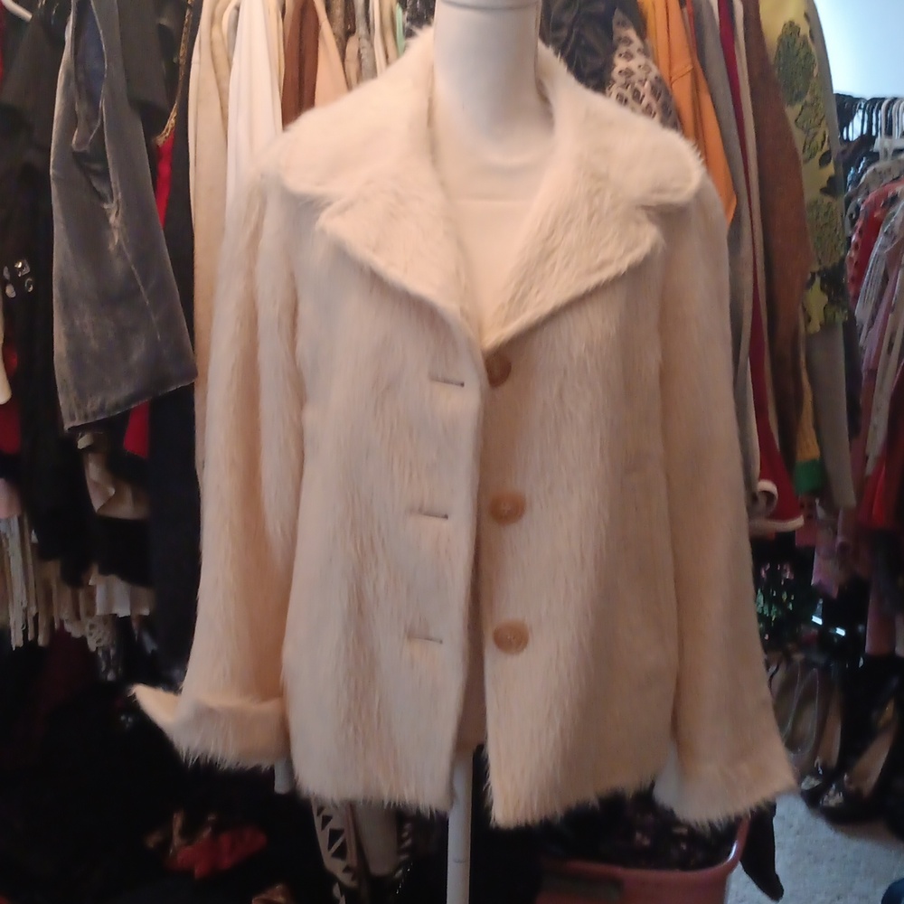 Off White RARE VINTAGE ALPAKA,WOOL,BEMBERG Jacket with Collared Lapel Design